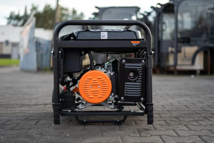 Benzininis generatorius KINGWAY K6000E-T+ K3000W