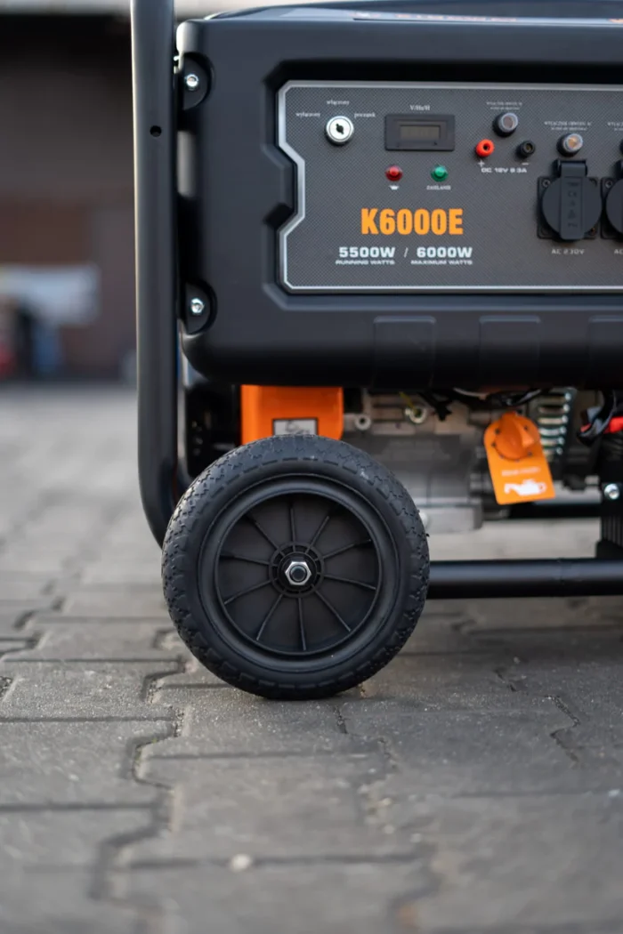 Generatorius K6000E
