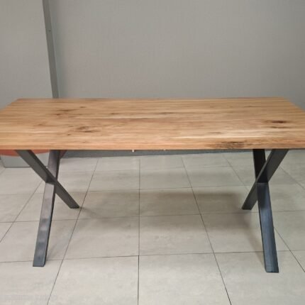 Valgomojo stalas, akacijos ir mango mediena, 150x80x75 cm.