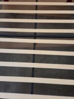 Lova žalios medžiagos apdaila